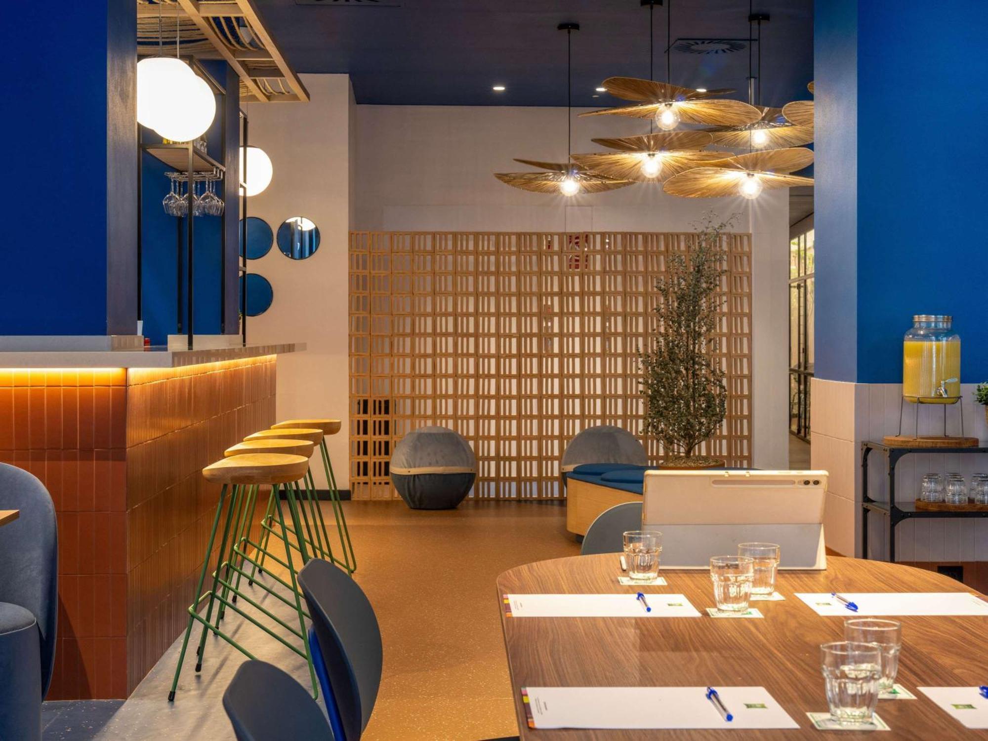 Hotel Ibis Styles Ramiro I Zaragoza
